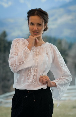 buy handmade romanian blouses