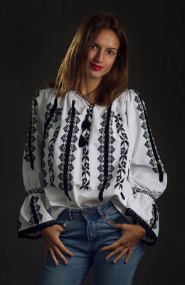 romanian peasant blouses in US